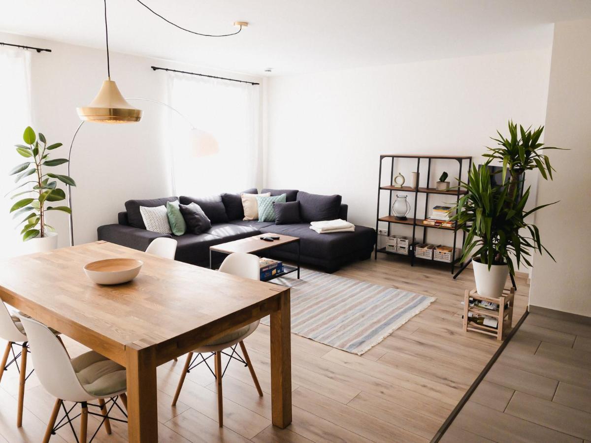 Exklusiv 72Qm Fewo Im Herzen Detmolds, Terrasse Und Kostenloser Parkplatz ภายนอก รูปภาพ